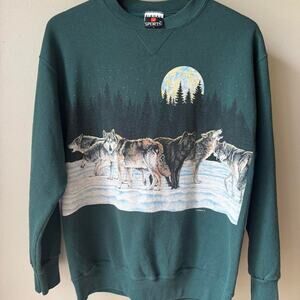 Signal Sports Forest Wolf Graphic Crewneck Sweatshirt - Dark Green
